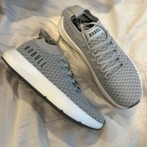 Brand new Men’s NOBULL drive knit trainer grey size 9